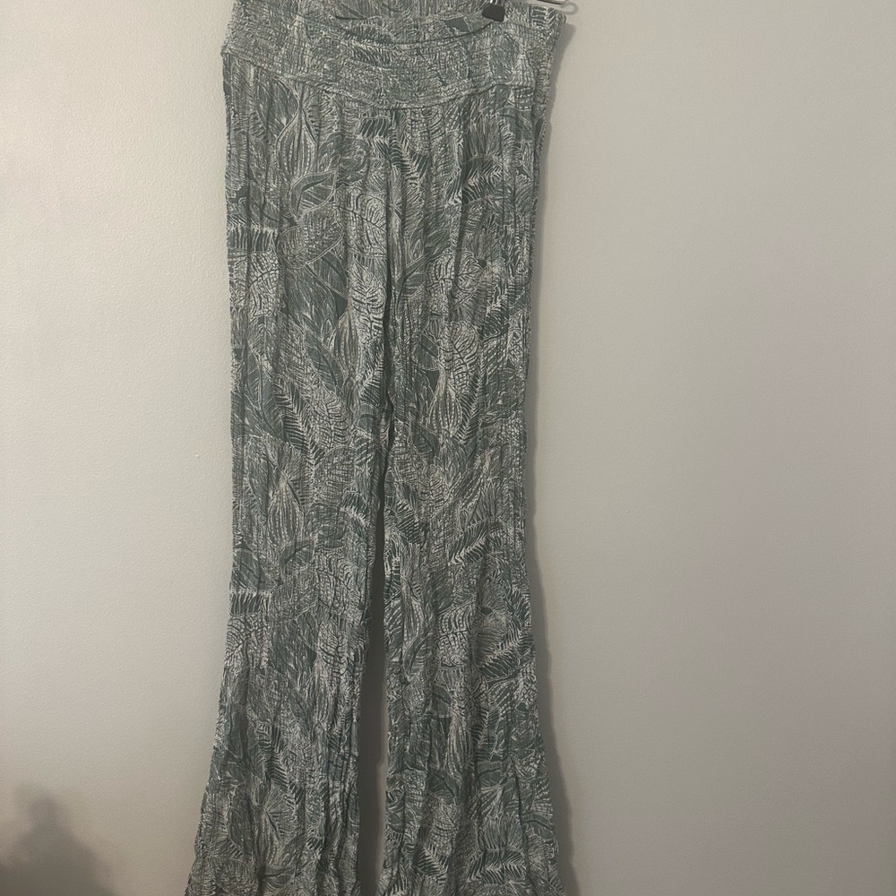 O'Neill Green and White Patterned Beach Pants, Beach Cover Up